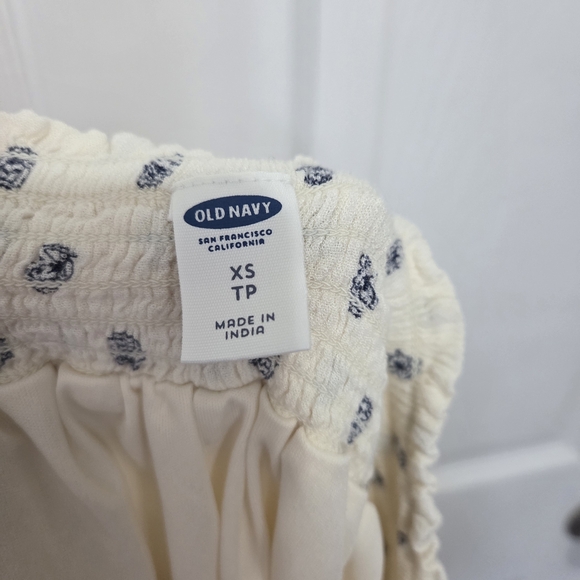 Old Navy San Francisco Cream Blue Floral Smocked Pull on Midi Skirt Size XS Boho - Picture 7 of 10